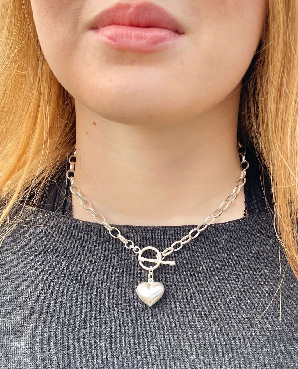 Aimee necklace with toggle and XL heart
