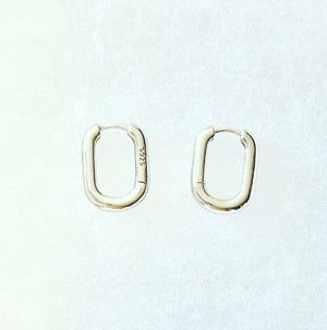 Petite Oval paperclip earrings
