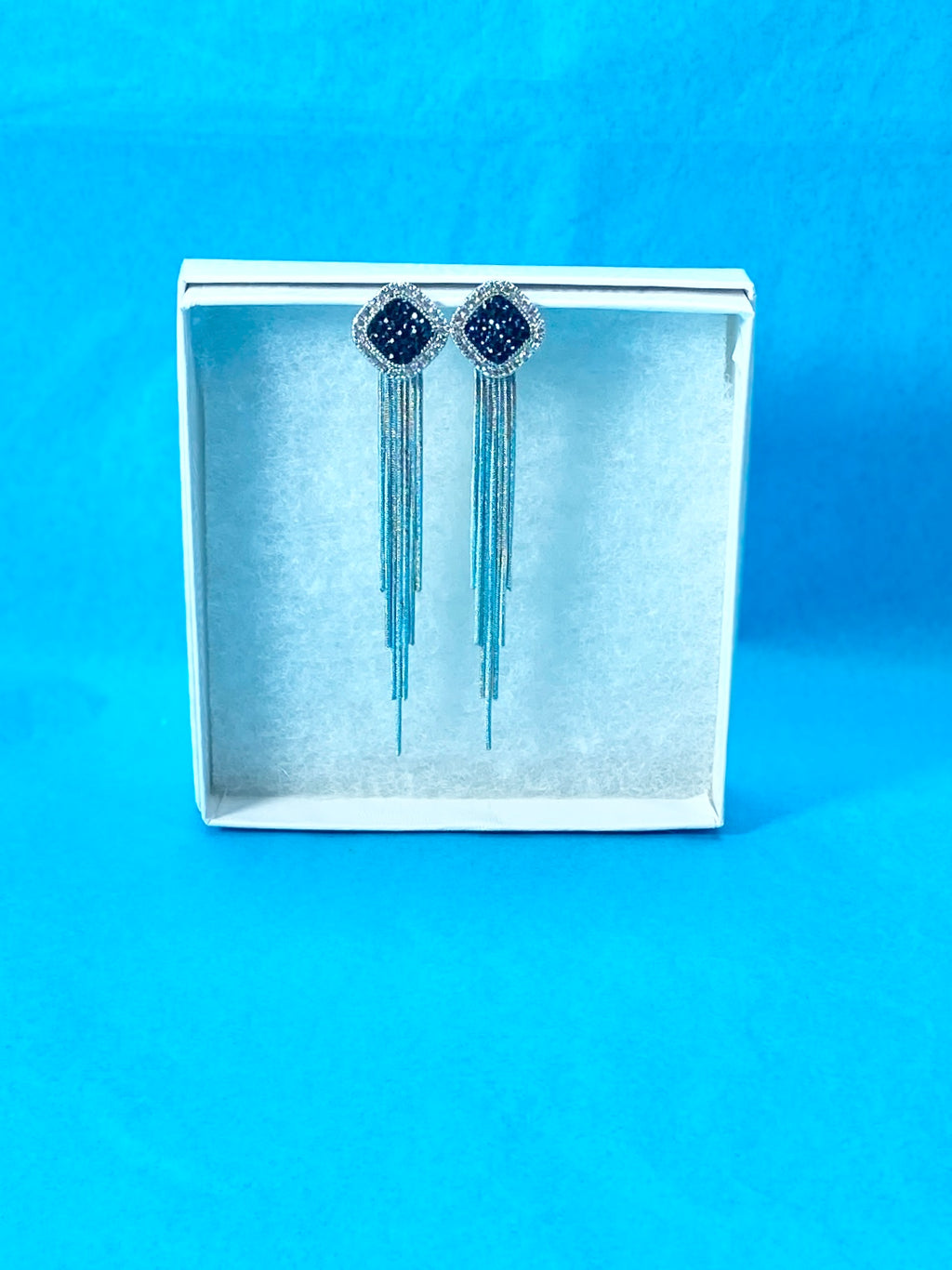 Rhombus tassel earrings