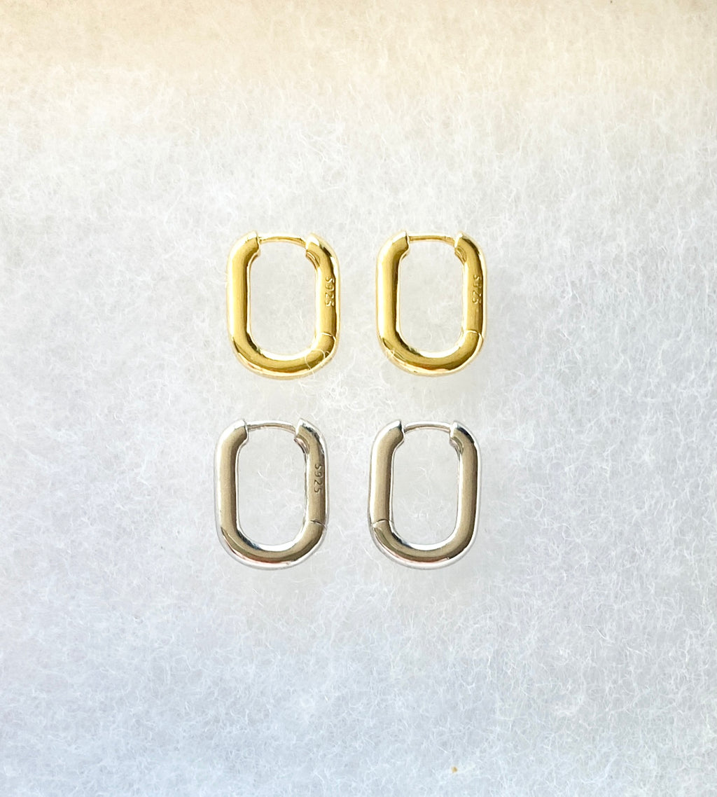 Petite Oval paperclip earrings