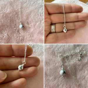 Howlite pendant and chain