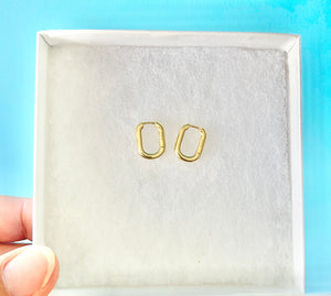 Petite Oval paperclip earrings