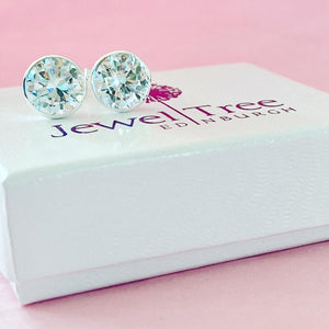 New Silver 8mm  CZ stud Earrings